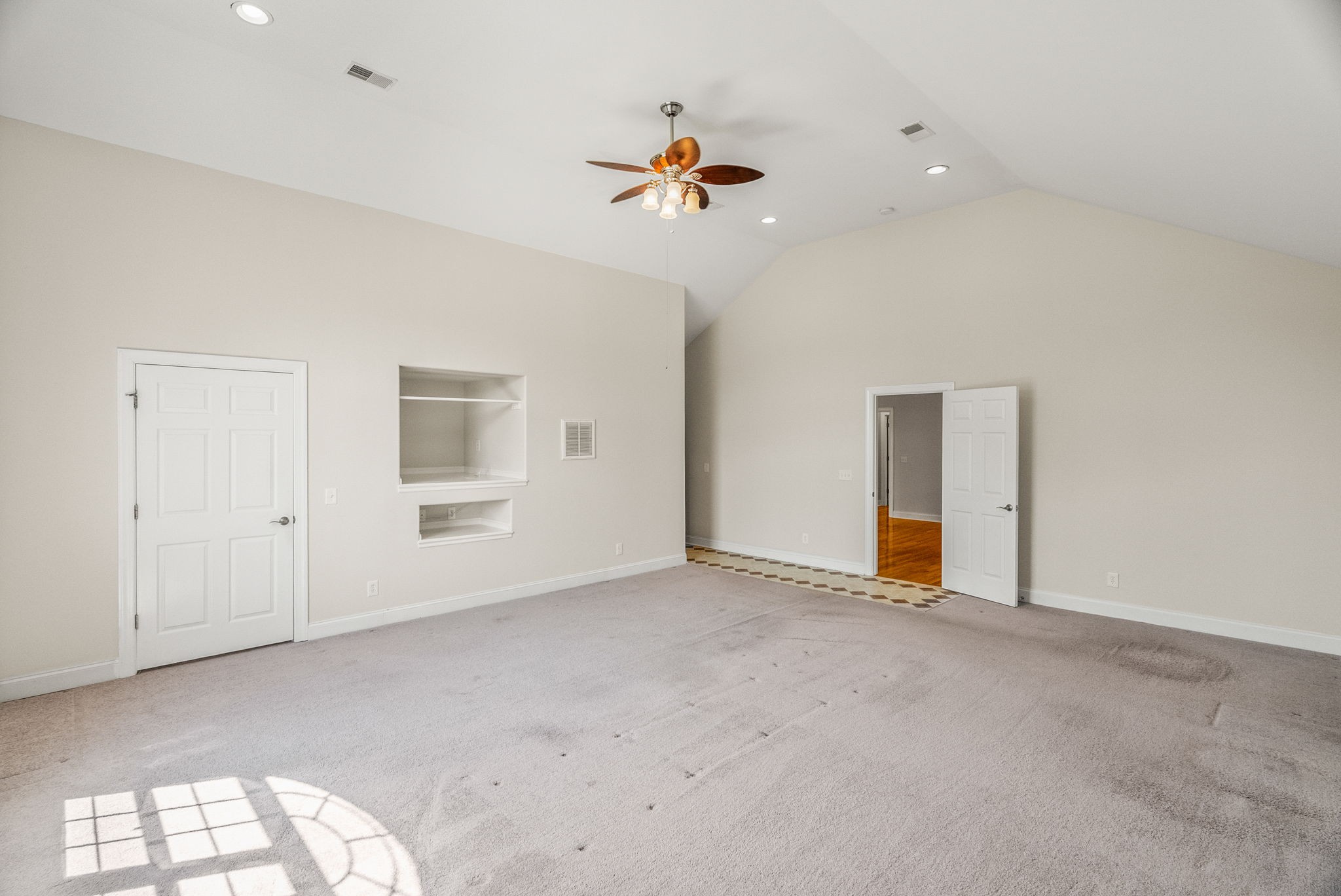 1021 Bending Chestnut Drive Lebanon TN 37087
