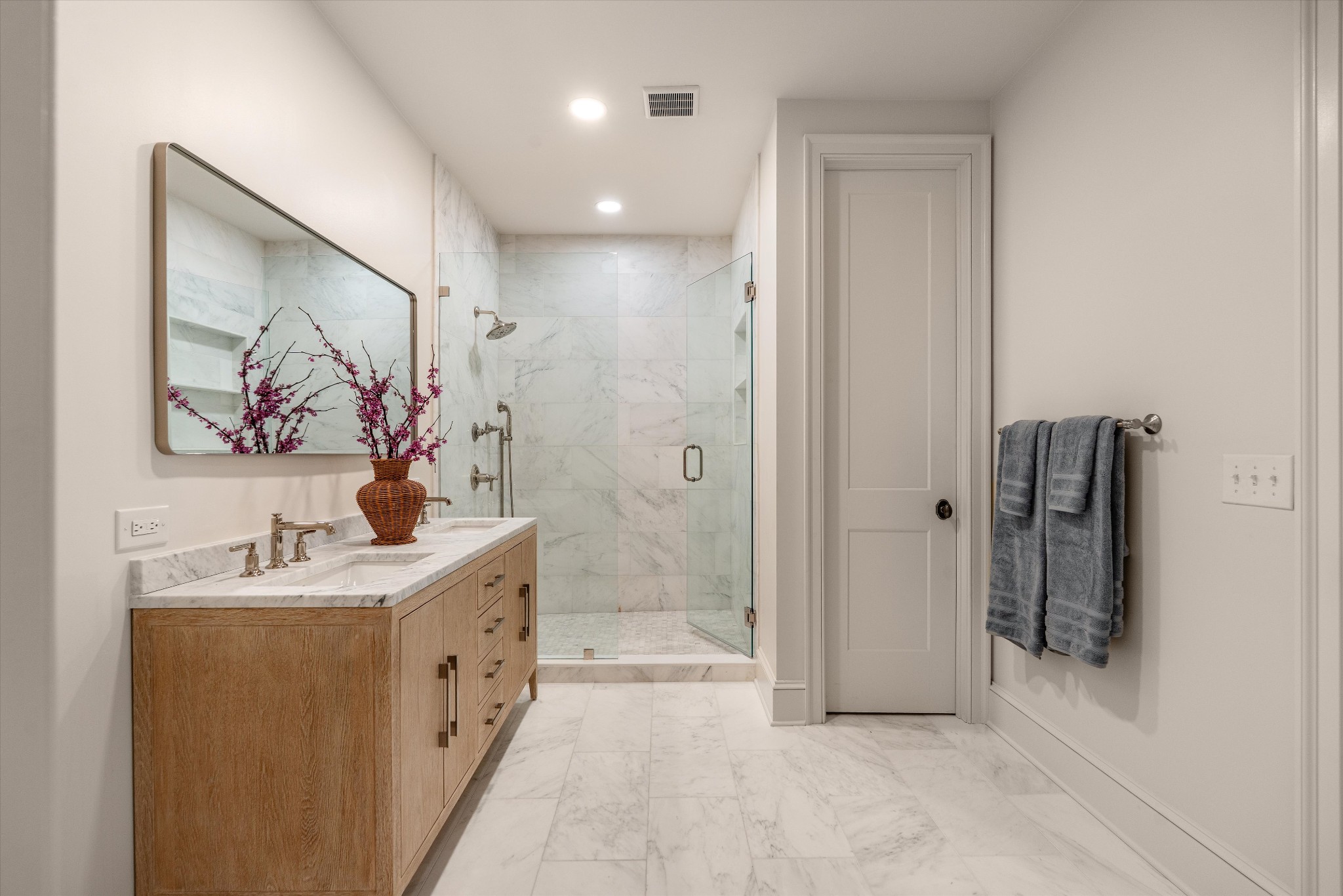75 Concord Park, W Nashville TN 37205