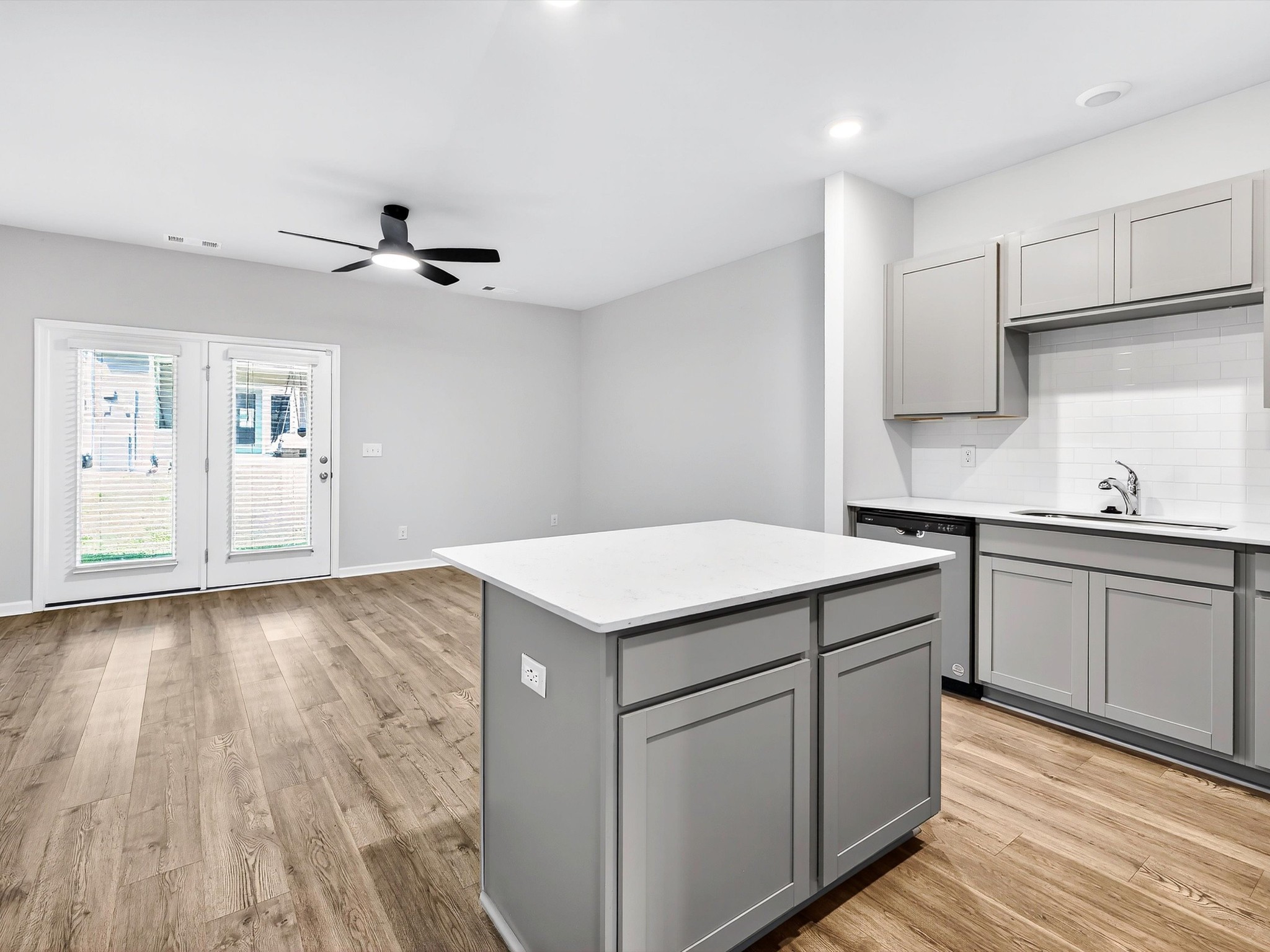 1416 Walker Way Columbia TN 38401