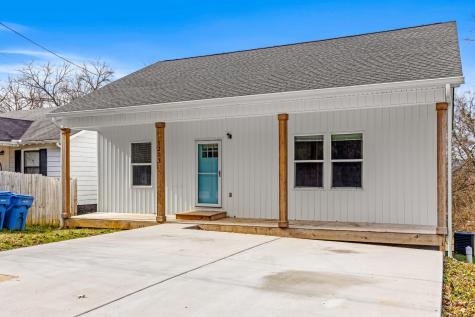 1213 N Chamberlain Avenue Chattanooga TN 37408