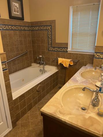 554 Ridgewood Drive Manchester TN 37355