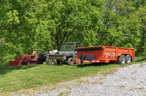 1550 Little Bartons Creek Road Cumberland Furnace TN 37051