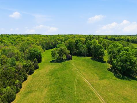 1550 Little Bartons Creek Road Cumberland Furnace TN 37051
