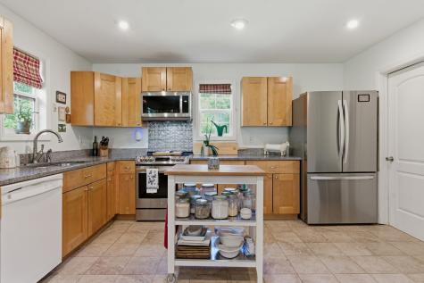 1550 Little Bartons Creek Road Cumberland Furnace TN 37051