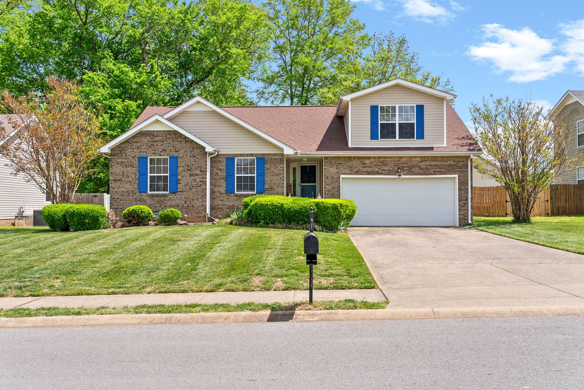 1633 Cedar Springs Circle Clarksville TN 37042