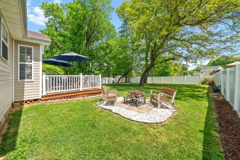 1633 Cedar Springs Circle Clarksville TN 37042