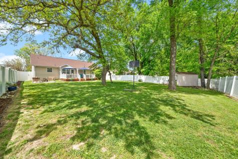 1633 Cedar Springs Circle Clarksville TN 37042