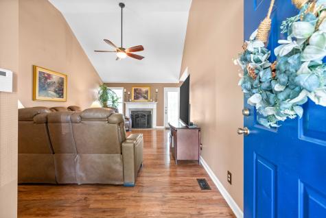 1633 Cedar Springs Circle Clarksville TN 37042