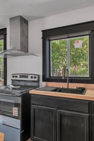 402 England Street, E Cowan TN 37318