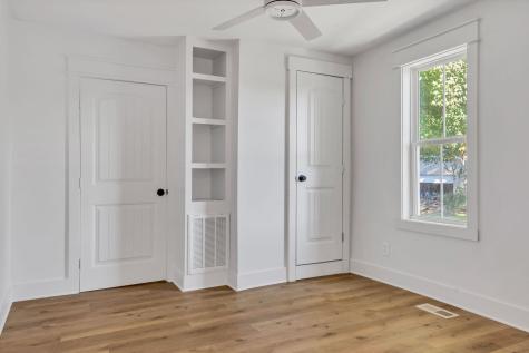 402 England Street, E Cowan TN 37318