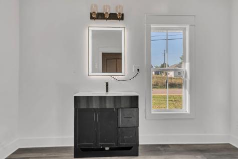 402 England Street, E Cowan TN 37318