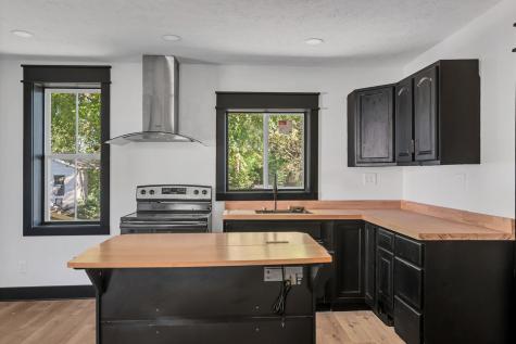 402 England Street, E Cowan TN 37318