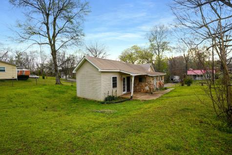 430 Spring Street Erin TN 37061