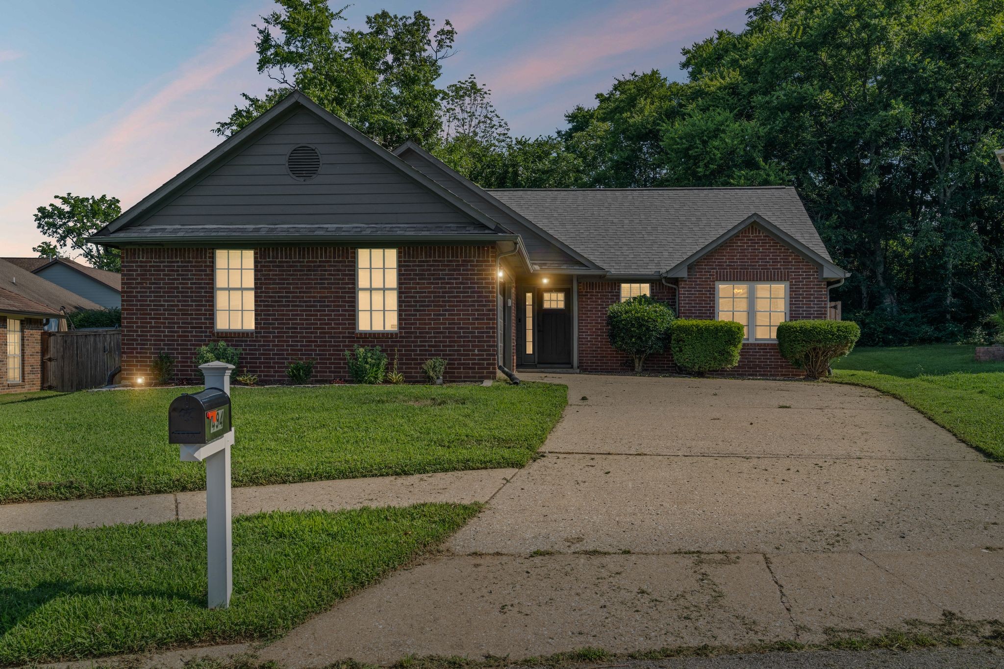 494 Creek Point Mount Juliet TN 37122