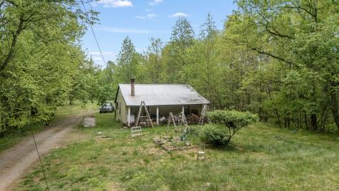 1975 Sugar Tree Knob Road Liberty TN 37095
