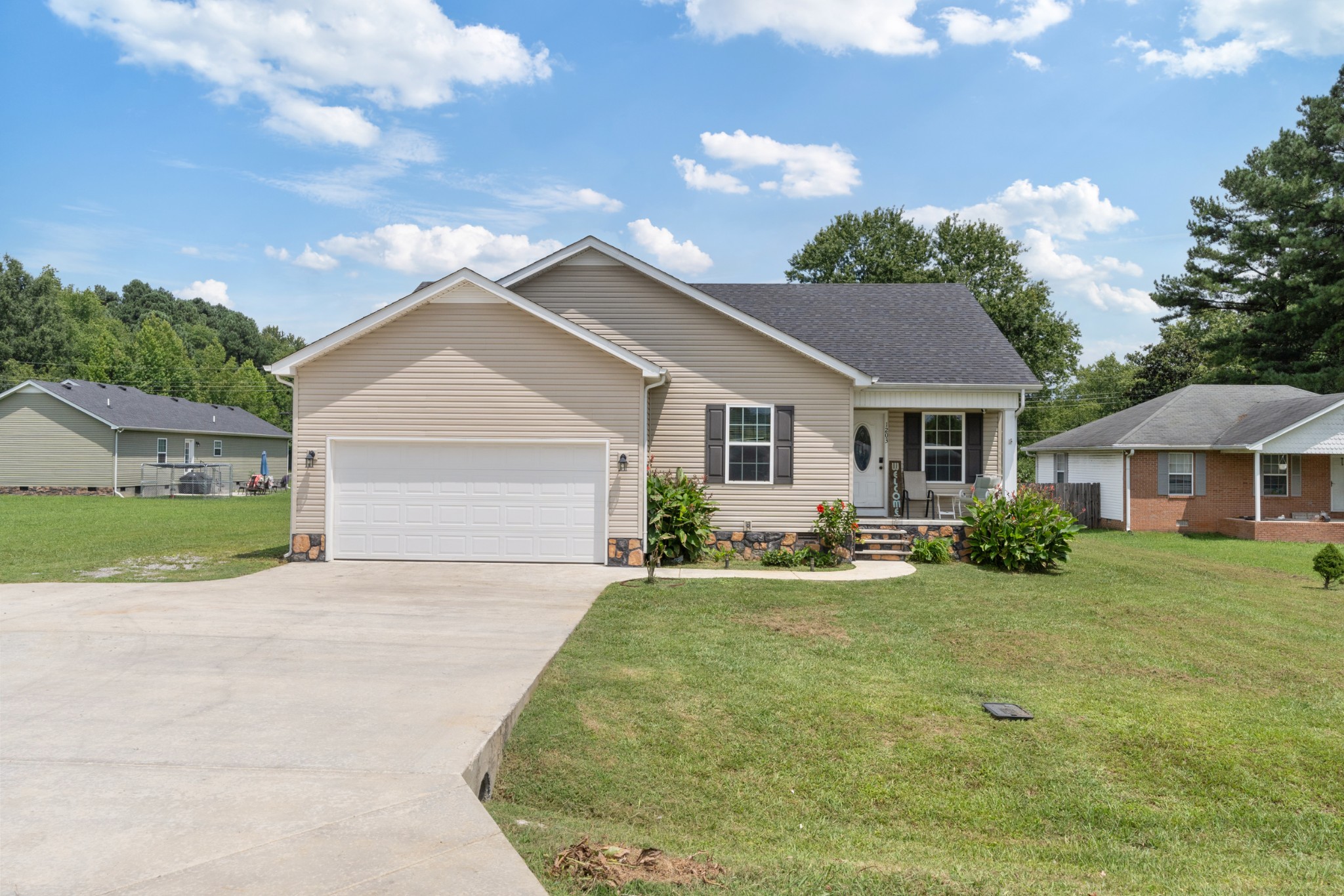 1203 S Washington Street Tullahoma TN 37388