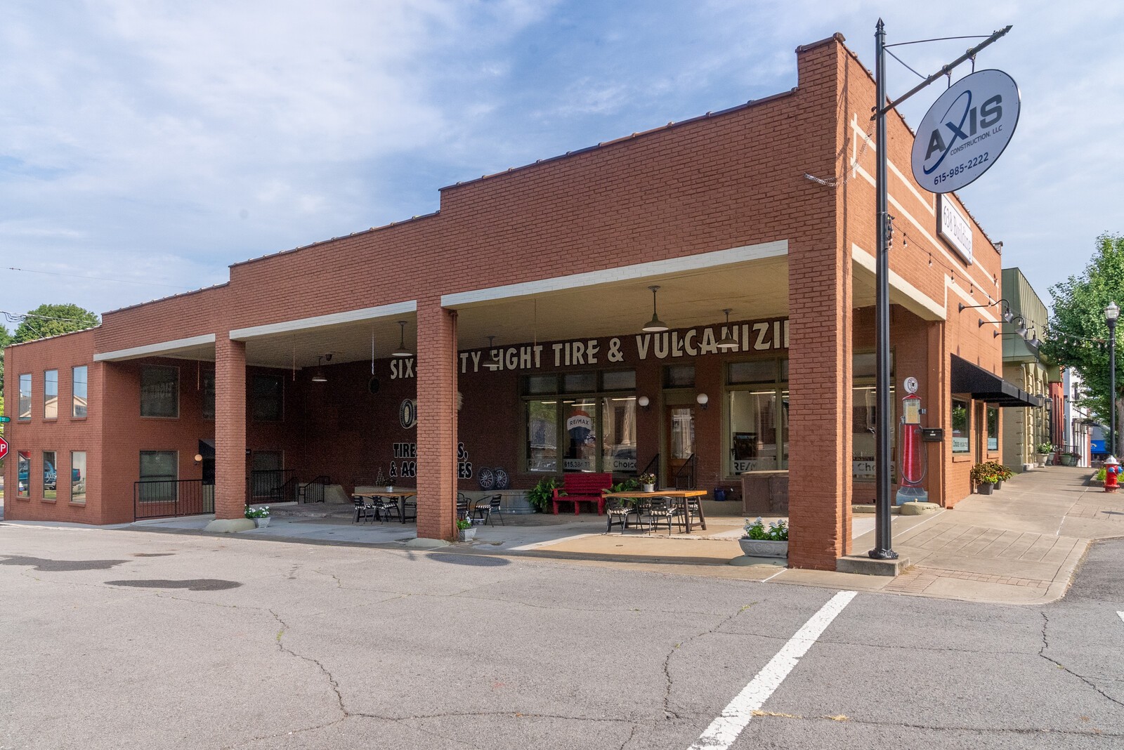 108 6th Ave, W Springfield TN 37172