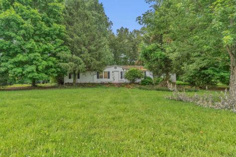 1812 Highway 52, E Portland TN 37148