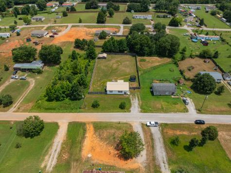 167 S C Street Hillsboro TN 37342
