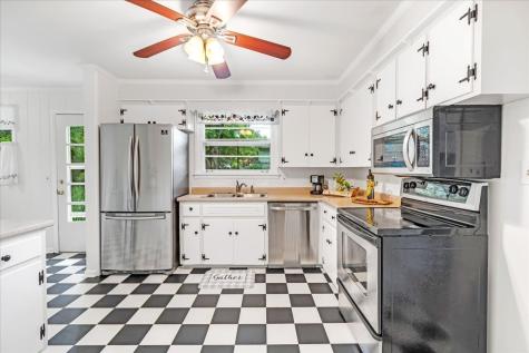 1906 Pinehurst Drive Nashville TN 37216