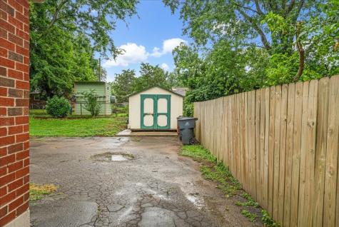 1906 Pinehurst Drive Nashville TN 37216