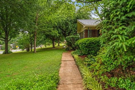 1906 Pinehurst Drive Nashville TN 37216