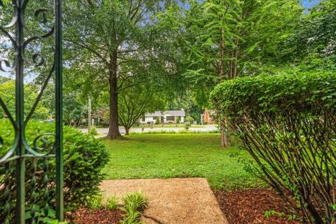 1906 Pinehurst Drive Nashville TN 37216