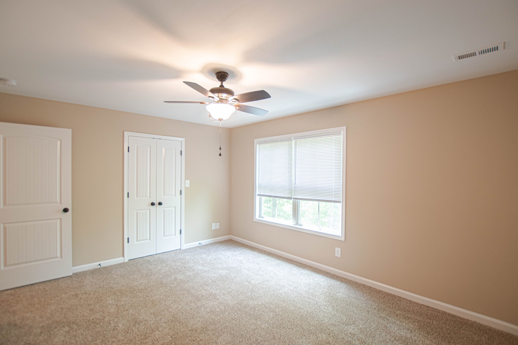 222 Smithson Lane Clarksville TN 37040