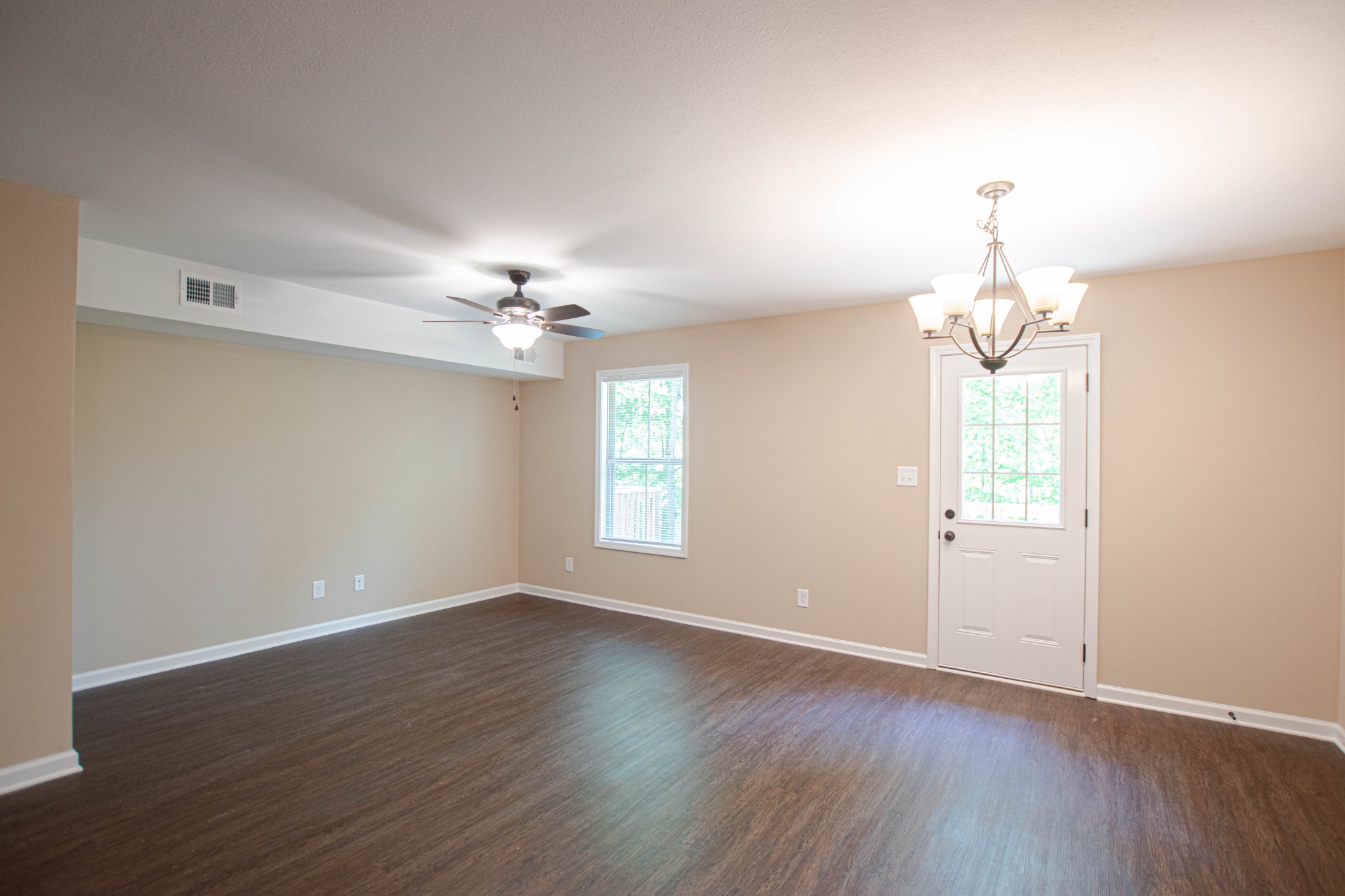 222 Smithson Lane Clarksville TN 37040