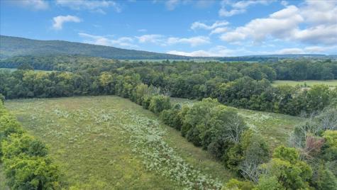 8084 Old Alto Highway Decherd TN 37324