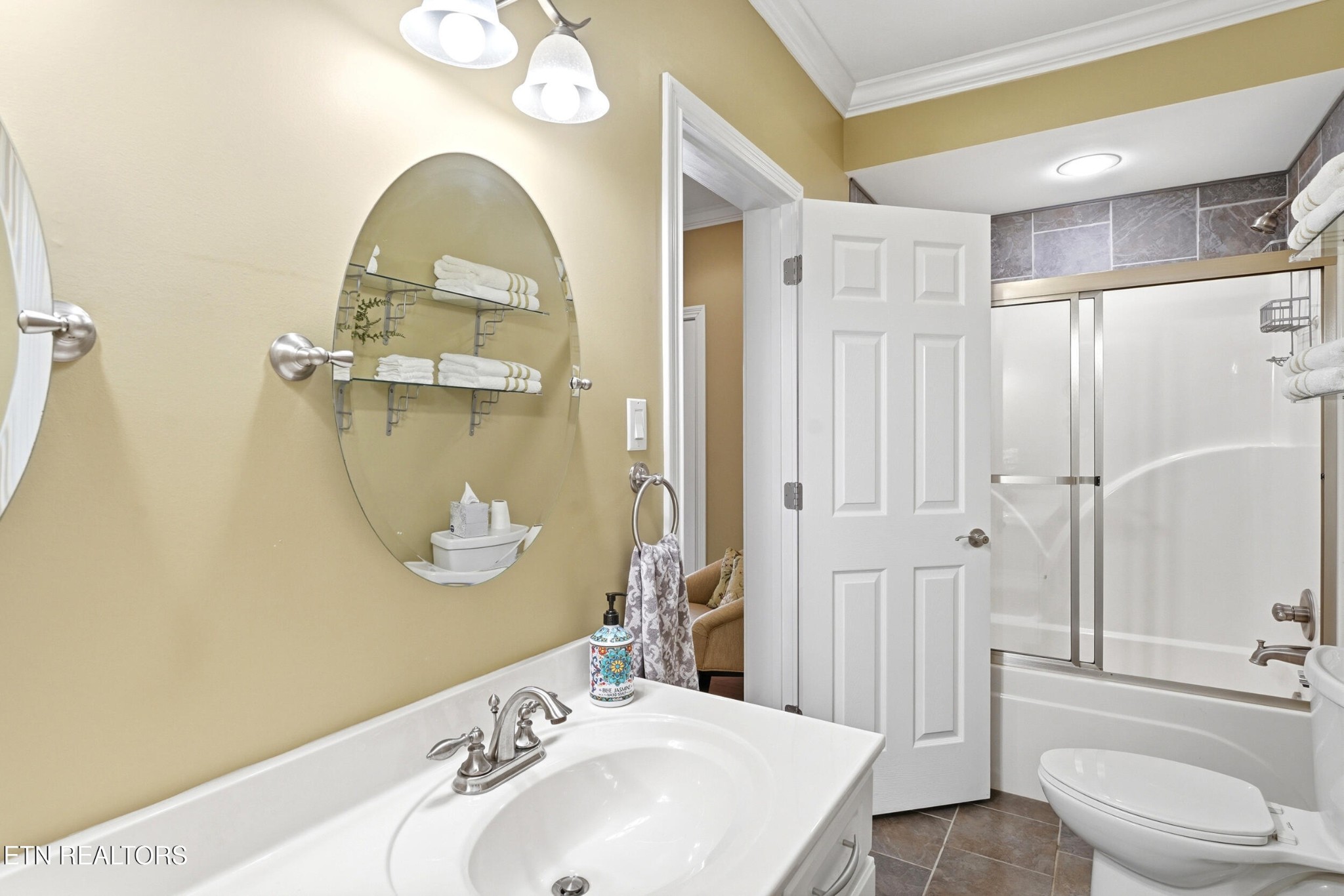4246 Gravelly Hills Road Louisville TN 37777