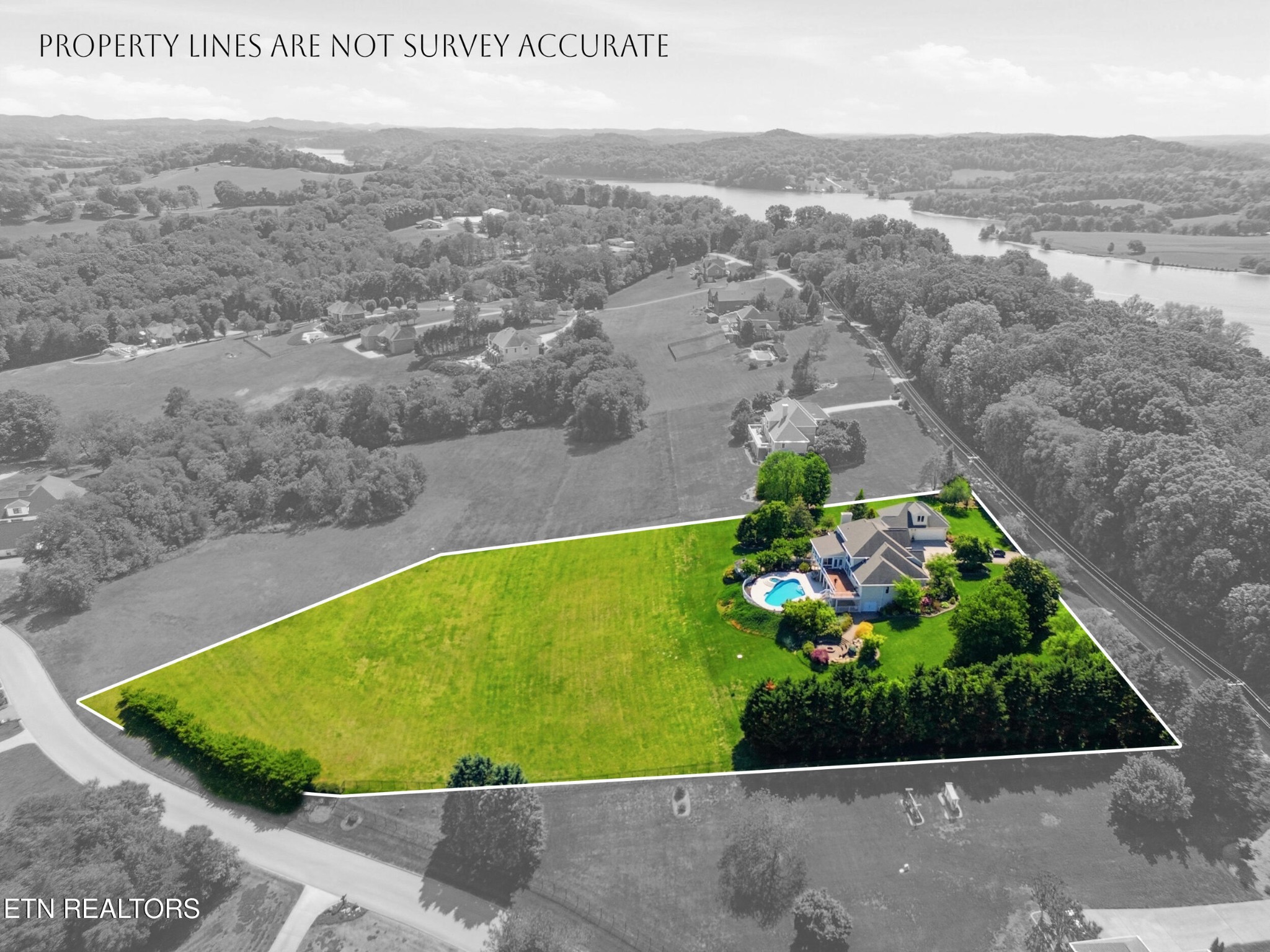 4246 Gravelly Hills Road Louisville TN 37777