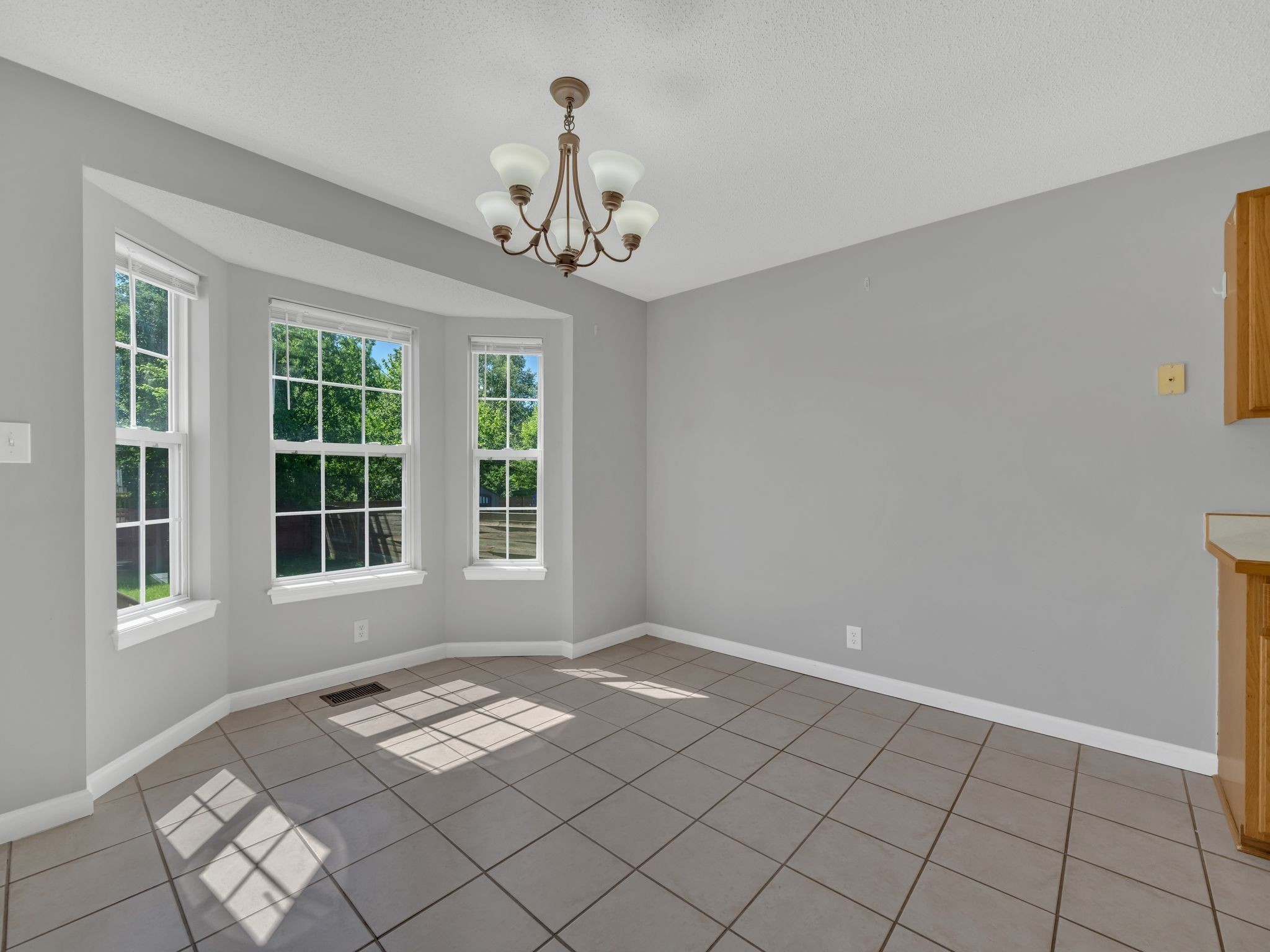 3825 Roscommon Way Clarksville TN 37040