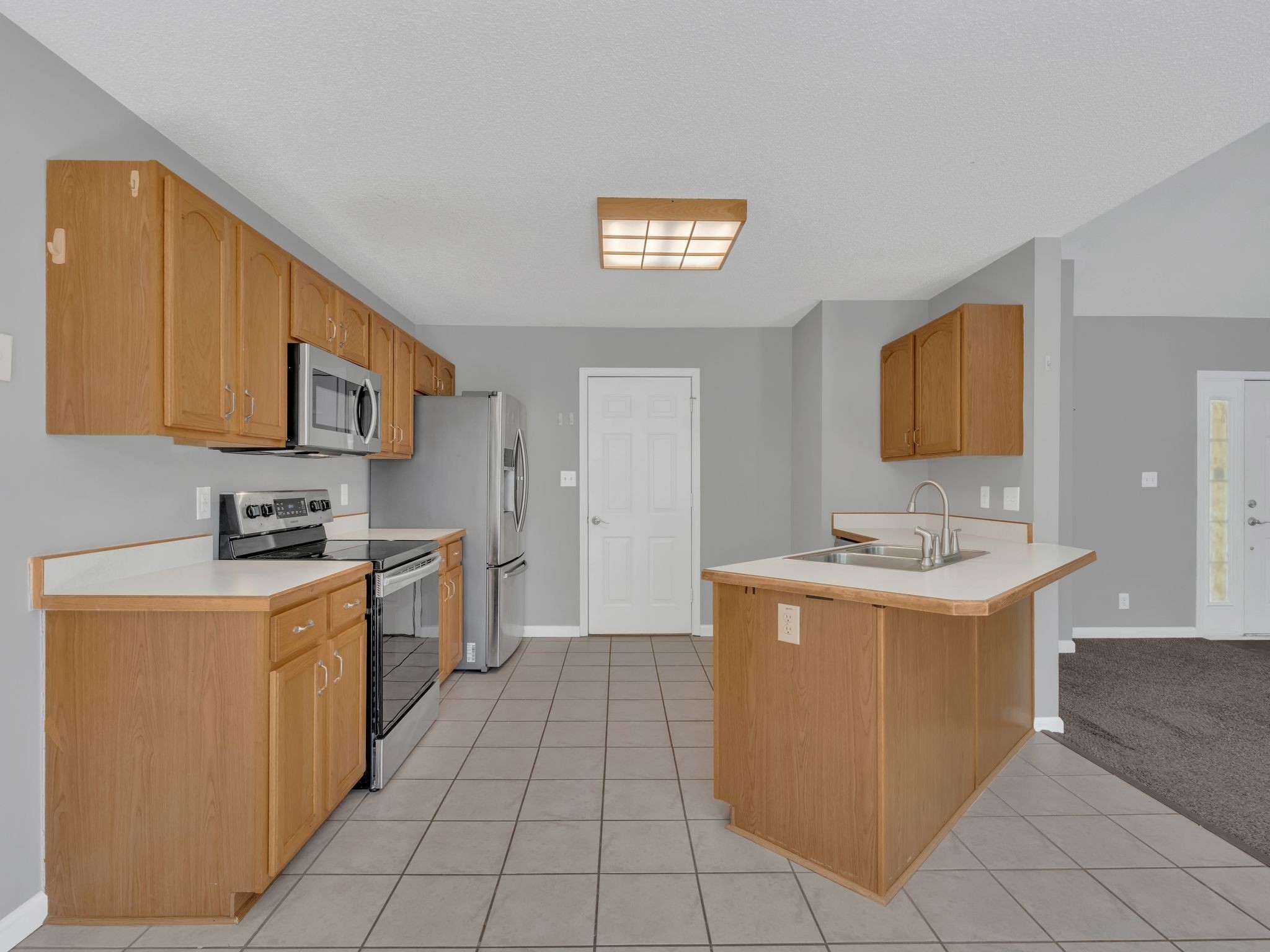 3825 Roscommon Way Clarksville TN 37040