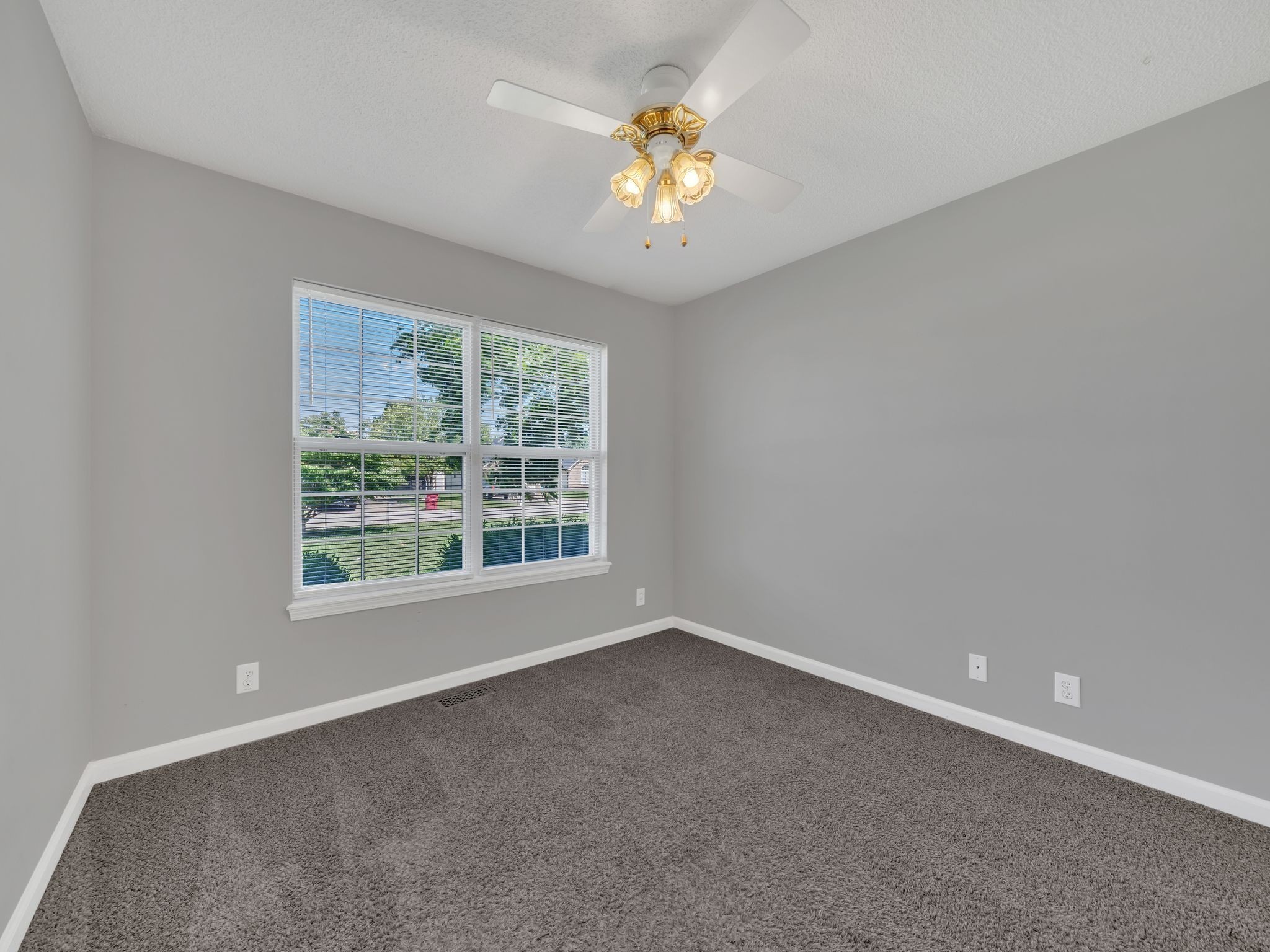 3825 Roscommon Way Clarksville TN 37040