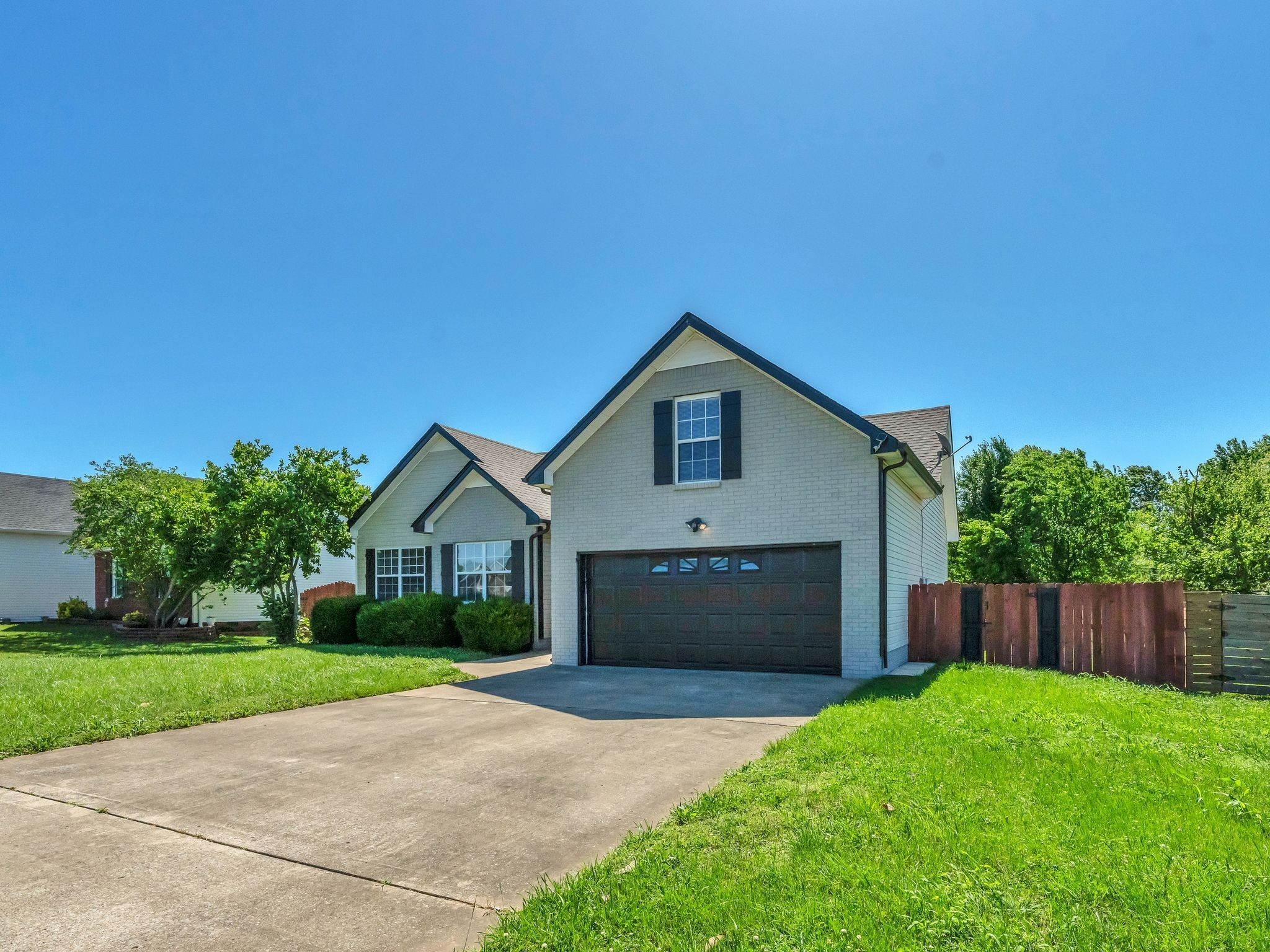 3825 Roscommon Way Clarksville TN 37040
