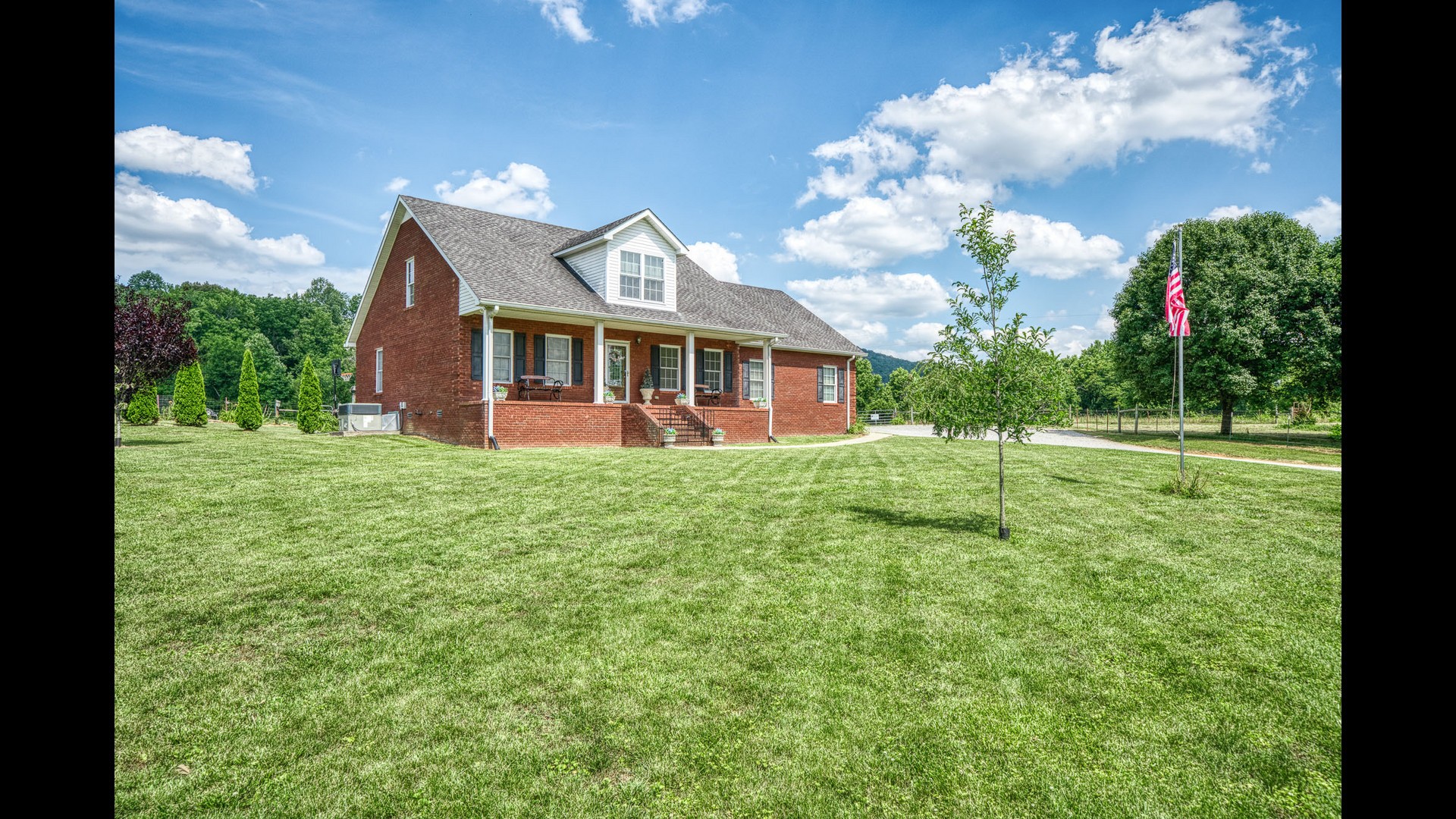 395 Thaxton Road Mc Minnville TN 37110