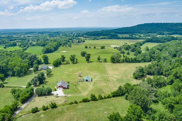 395 Thaxton Road Mc Minnville TN 37110