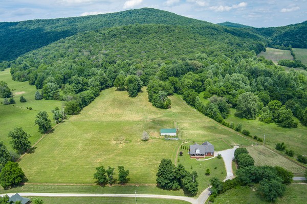 395 Thaxton Road Mc Minnville TN 37110