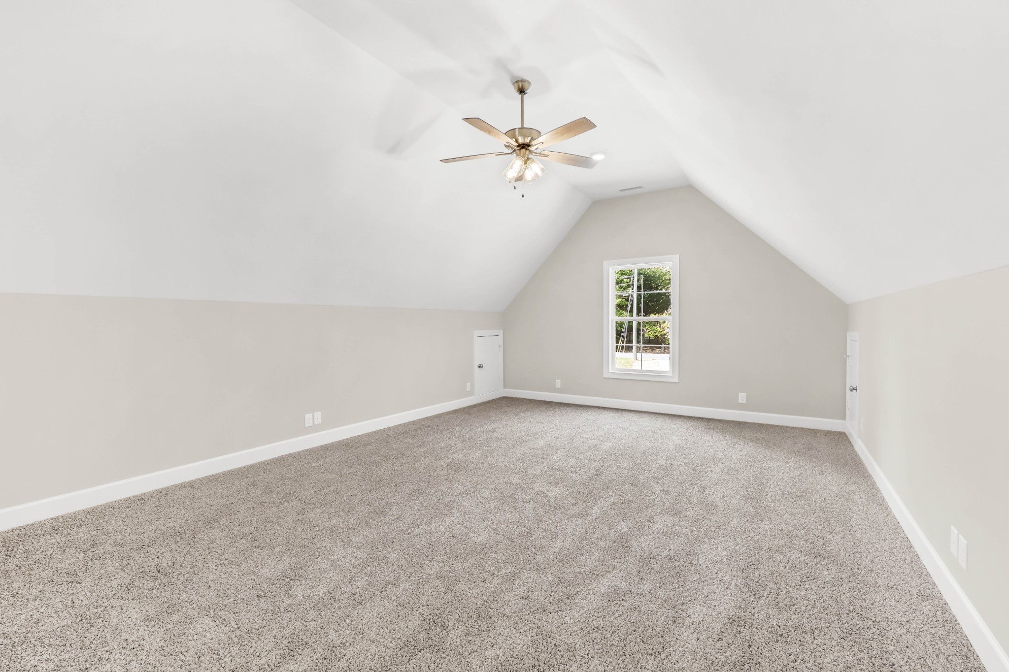 262 Rossview Road Clarksville TN 37043