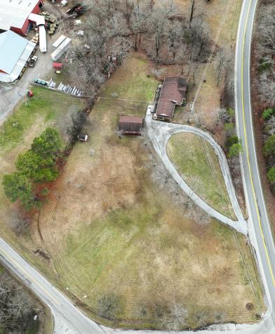 2861 Highway 48 Cunningham TN 37052