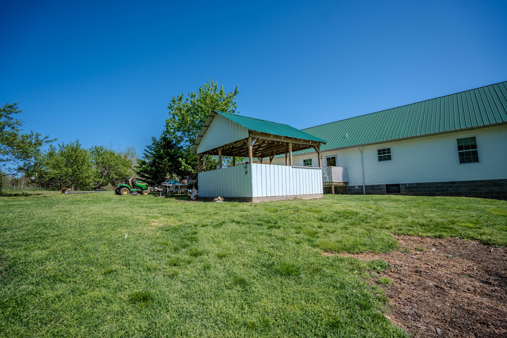 290 Prokesh Road Leoma TN 38468