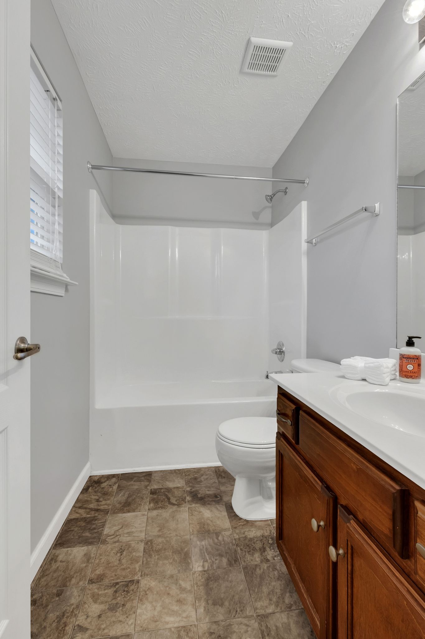 411 Kubota Drive Murfreesboro TN 37128