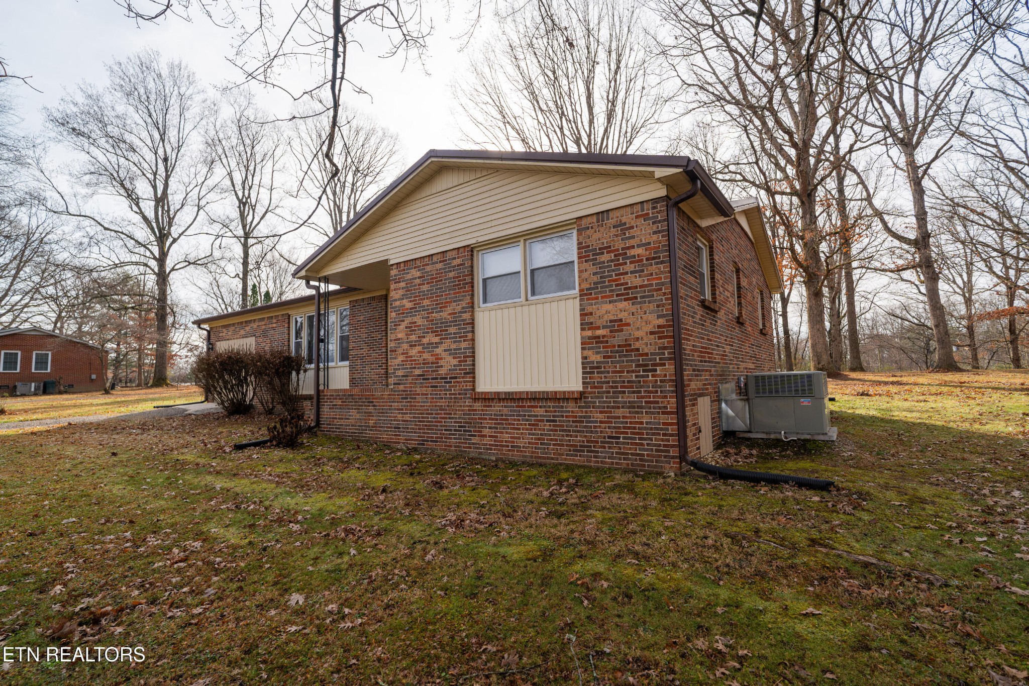 408 Shady Oaks Drive Spencer TN 38585
