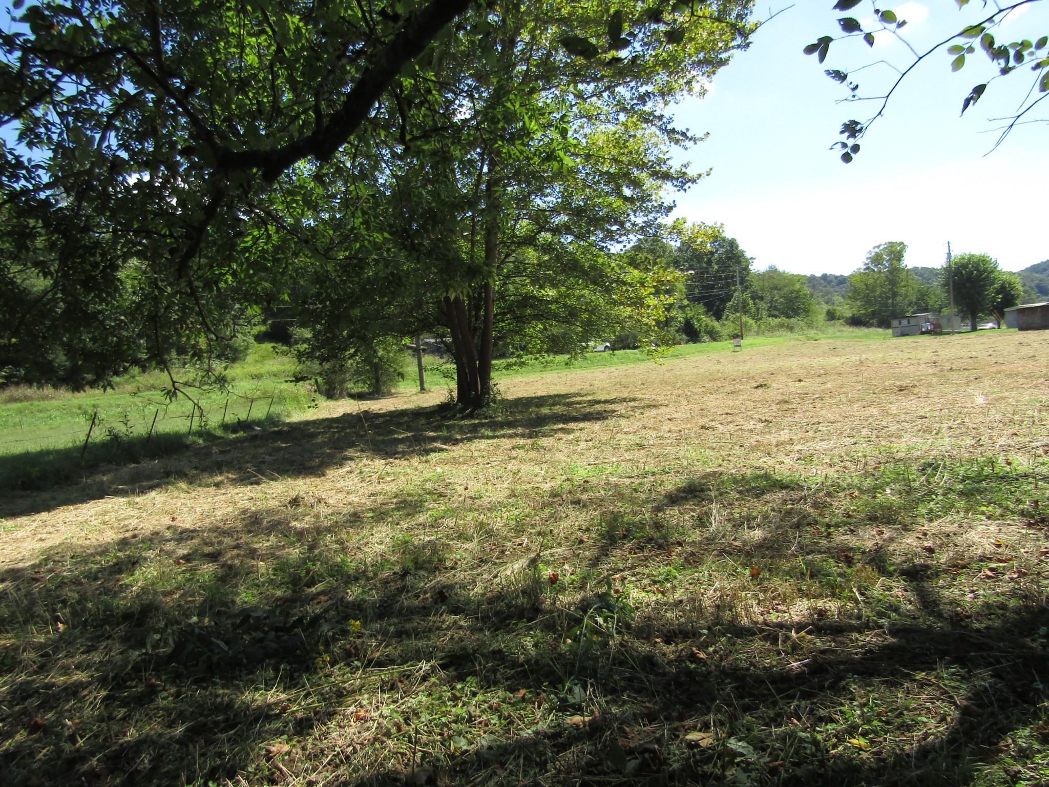14 Ac Hartsville Road Lafayette TN 37083