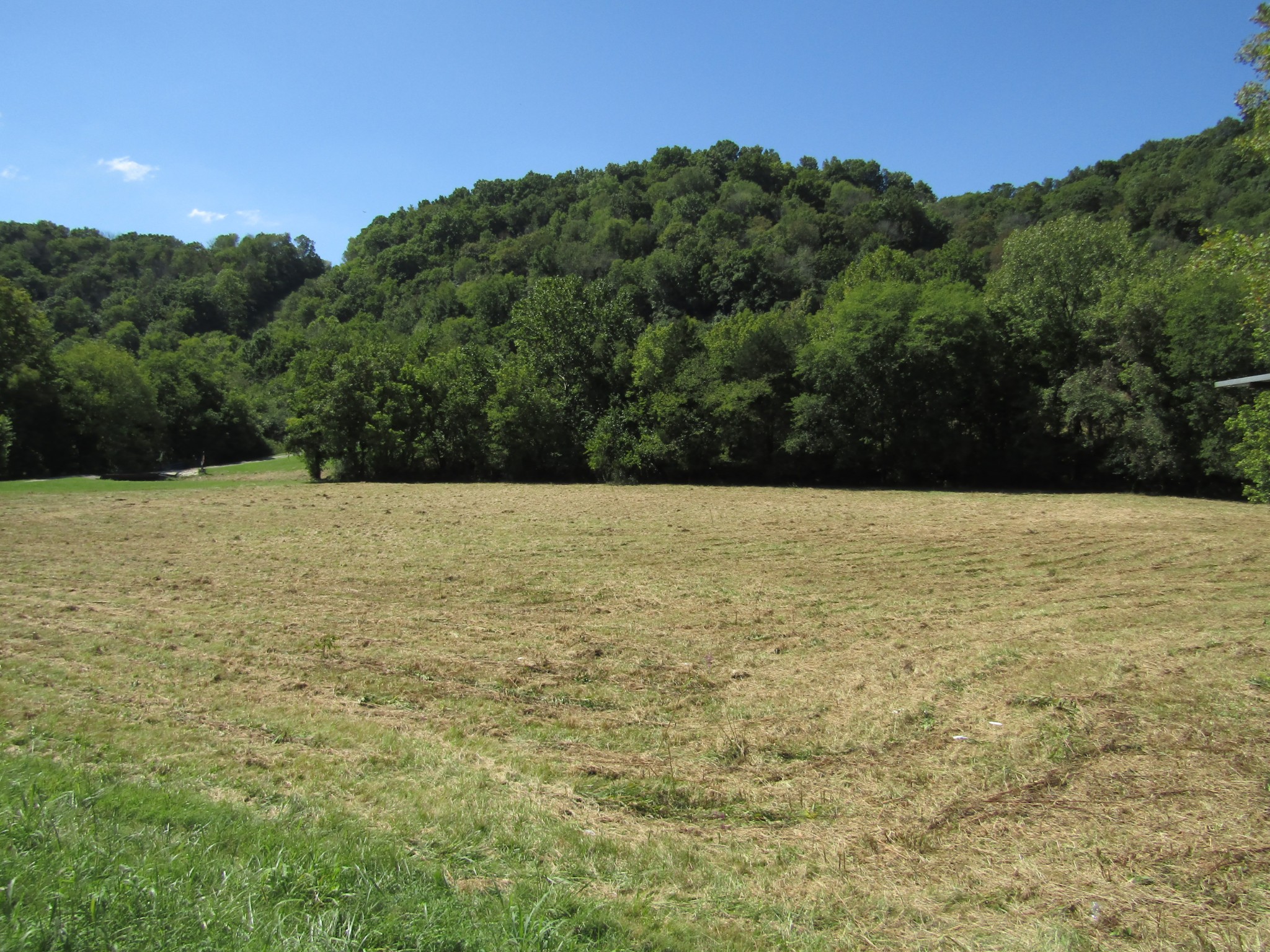 14 Ac Hartsville Road Lafayette TN 37083