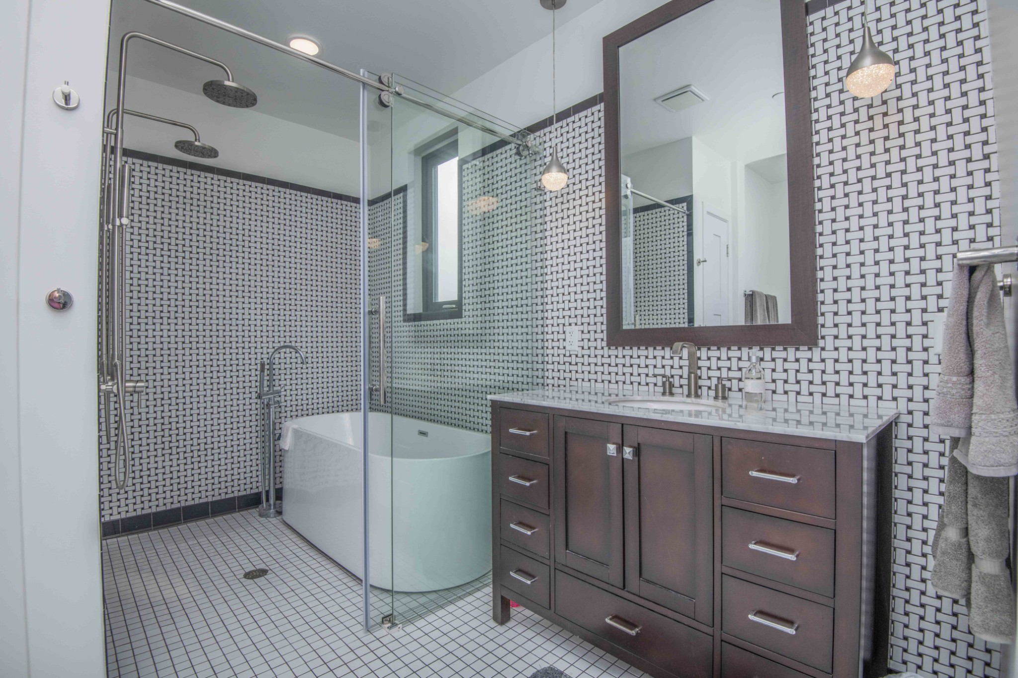 608 Hill Ave, W Knoxville TN 37902