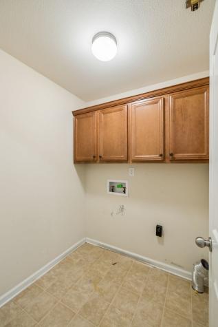 688 Fallbrook Lane Clarksville TN 37040