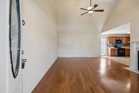 688 Fallbrook Lane Clarksville TN 37040