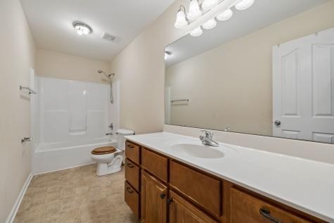 688 Fallbrook Lane Clarksville TN 37040